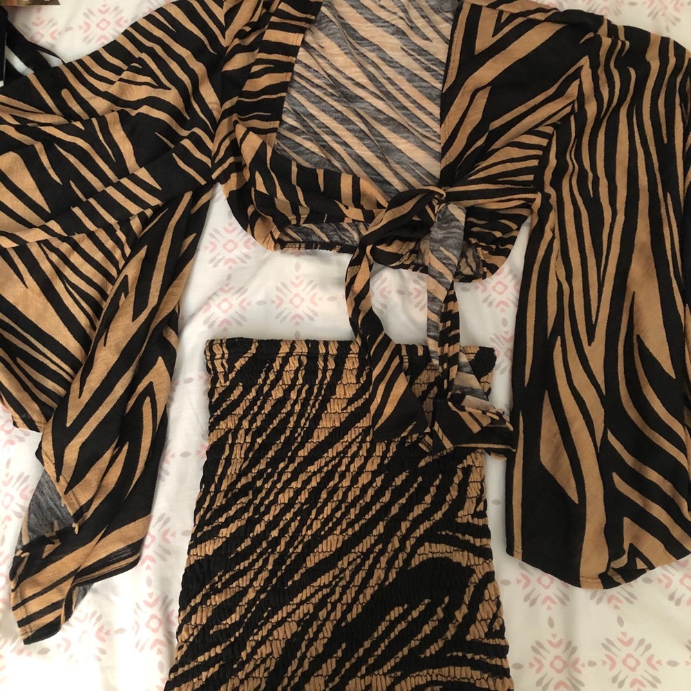 Black and brown skirt set